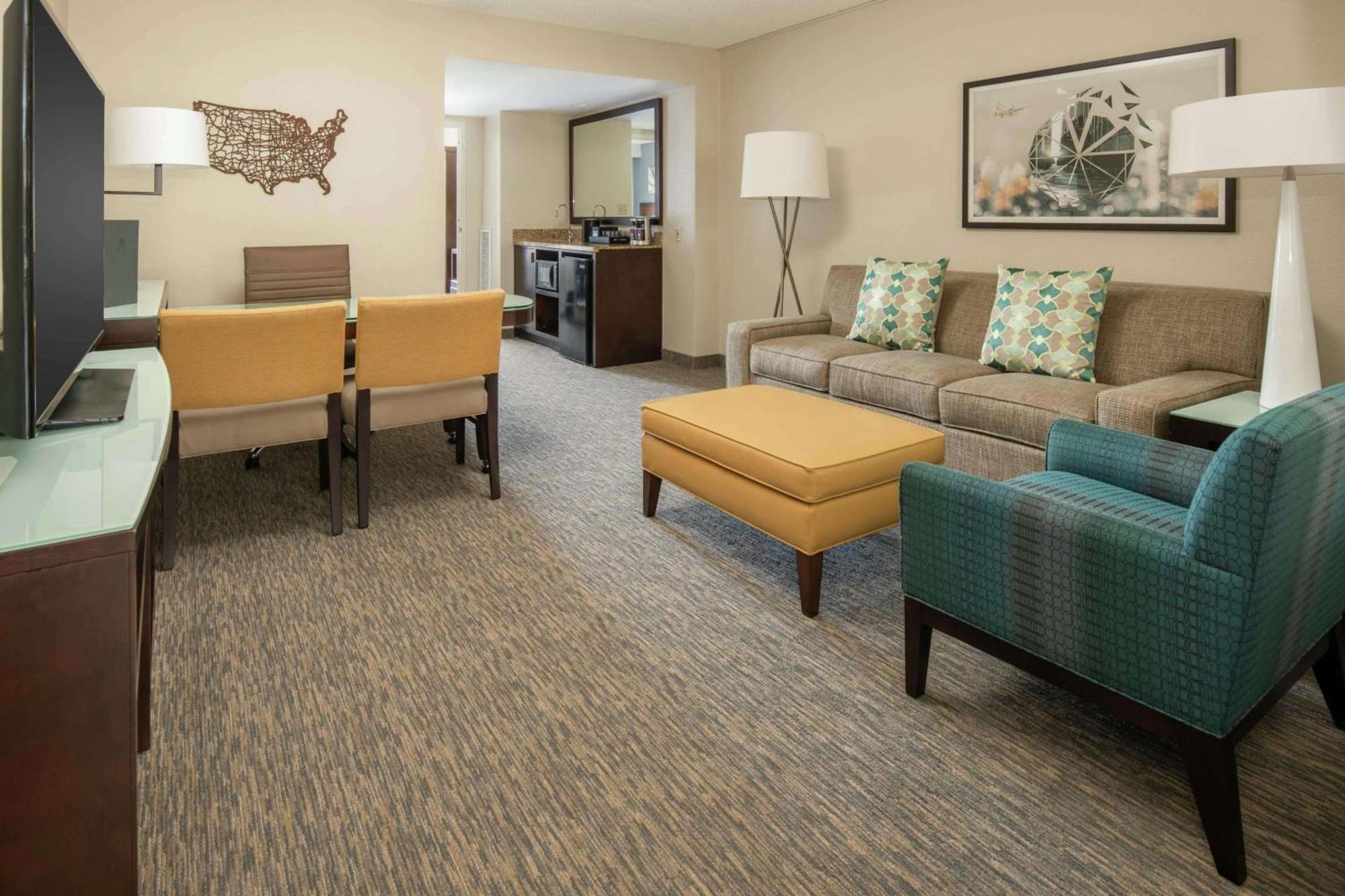 Embassy Suites By Hilton Seattle - Tacoma International Airport Tukwila Eksteriør billede