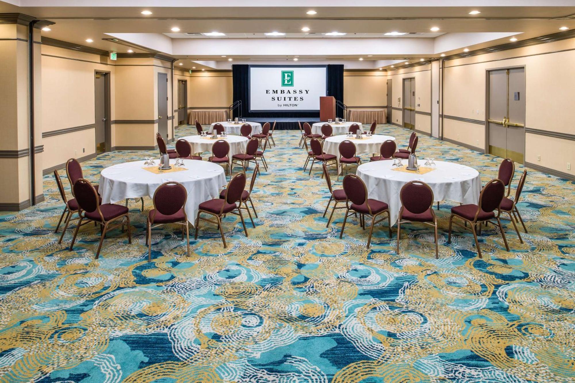 Embassy Suites By Hilton Seattle - Tacoma International Airport Tukwila Eksteriør billede